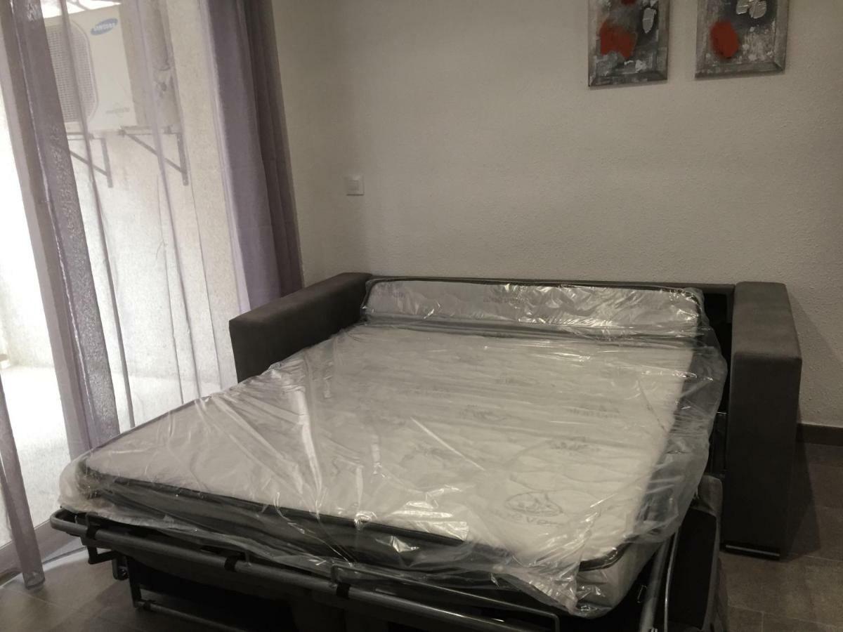 Bonito Y Acogedor Apartamento Con Fibra Salou Luaran gambar