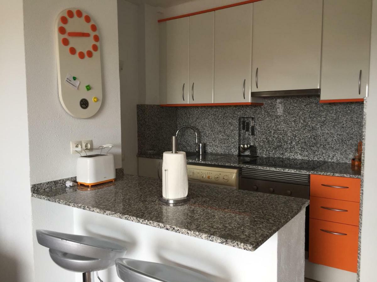Bonito Y Acogedor Apartamento Con Fibra Salou Luaran gambar