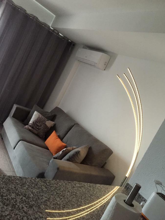 Bonito Y Acogedor Apartamento Con Fibra Salou Luaran gambar