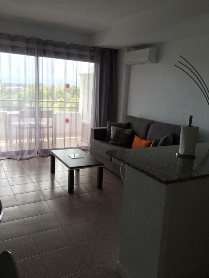 Bonito Y Acogedor Apartamento Con Fibra Salou Luaran gambar